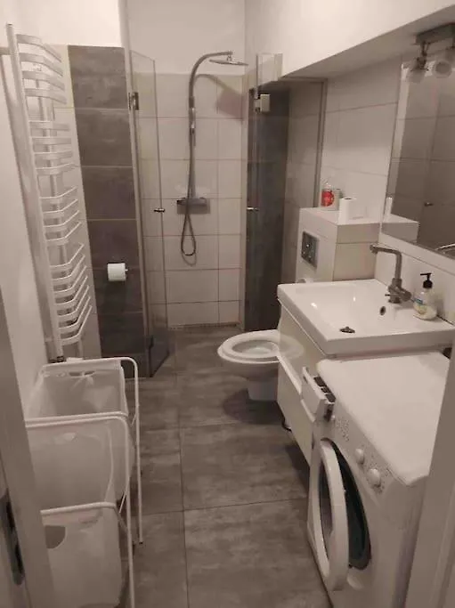 Centrally Located Apartment For 9 Guests Garbarska Krakow Poland